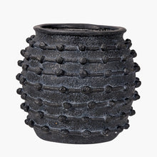 Indlæs billede til gallerivisning Bobbly nobbly planters in two sizes & colours