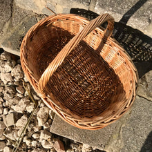 Carica l'immagine nel visualizzatore di Gallery, Willow Norfolk foraging & shopper basket