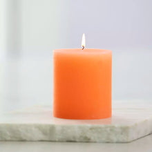 Indlæs billede til gallerivisning Rustic Pillar candle