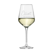 Lade das Bild in den Galerie-Viewer, Personalised with love wine glass