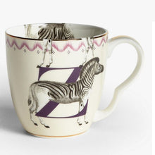 Afbeelding in Gallery-weergave laden, Yvonne Ellen alphabet mugs
