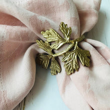 Indlæs billede til gallerivisning Golden leaf napkin ring set of three