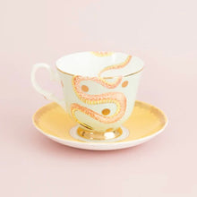 Afbeelding in Gallery-weergave laden, Yvonne Ellen fine china "SNAKEY" tea cup & saucer