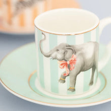 Afbeelding in Gallery-weergave laden, Yvonne Ellen set of four animal espresso cups & saucers