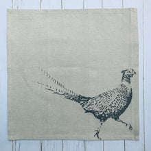Afbeelding in Gallery-weergave laden, Set of four country animals linen napkins