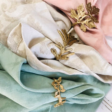 Indlæs billede til gallerivisning Golden leaf napkin ring set of three