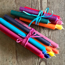 Carica l'immagine nel visualizzatore di Gallery, Antique brass flower candle holder