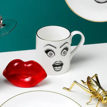 Carica l&#39;immagine nel visualizzatore di Gallery, The Performer coffee mug
