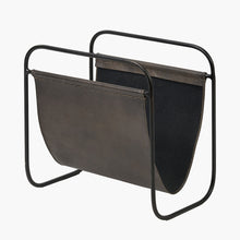 Charger l'image dans la galerie, Handcrafted magazine rack in leather with black steel frame, stylish storage for magazines, available in two colors.
