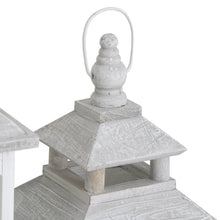 Indlæs billede til gallerivisning Set of three white wooden lanterns
