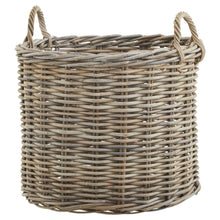 Indlæs billede til gallerivisning Set of 3 Kubu rattan large round storage baskets
