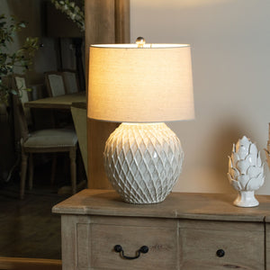 Lattice ceramic table lamp