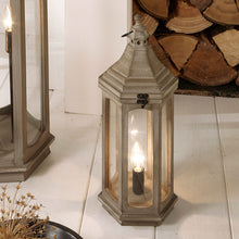 Charger l'image dans la galerie, Table lamp in grey wood in a lantern style
