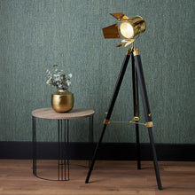 Indlæs billede til gallerivisning Film tripod gold floor lamp in two sizes
