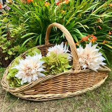 Indlæs billede til gallerivisning Oval high sided willow garden trug in three sizes
