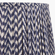Lade das Bild in den Galerie-Viewer, Lampshade 50cm wide with a hand-crafted mushroom pleat chevron design in blue and cream.

