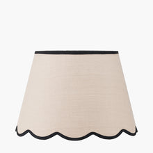 Lade das Bild in den Galerie-Viewer, natural coloured lamp shade with a scalloped lower edge and with black binding
