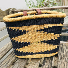Load image into Gallery viewer, Hand woven bicycle basket - Ayme
