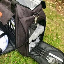 Load image into Gallery viewer, Fully equipped 6 person picnic holdall
