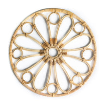 Lade das Bild in den Galerie-Viewer, Woven rattan placemat charger plate with bohemian design, perfect for natural dining decor.
