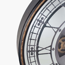 Carica l&#39;immagine nel visualizzatore di Gallery, Antique gold wood &amp; mirrored cog round wall clock
