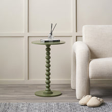 Lade das Bild in den Galerie-Viewer, Side table with a bobble stem leg design in green, perfect for smaller spaces beside sofas or chairs.
