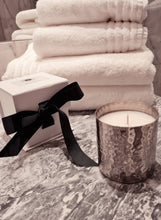Load image into Gallery viewer, Pomegranate Noir scented candle
