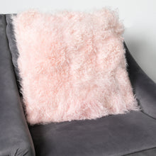 Lade das Bild in den Galerie-Viewer, Curly Sheepskin square cushion in a range of colours
