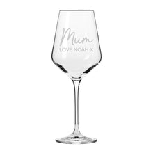 Carica l&#39;immagine nel visualizzatore di Gallery, Mum&#39;s personalised wine glass
