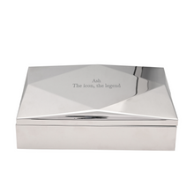 Charger l'image dans la galerie, Mirrored box personalised for Jewellery &amp; accessories featuring elegant design and custom engraving.
