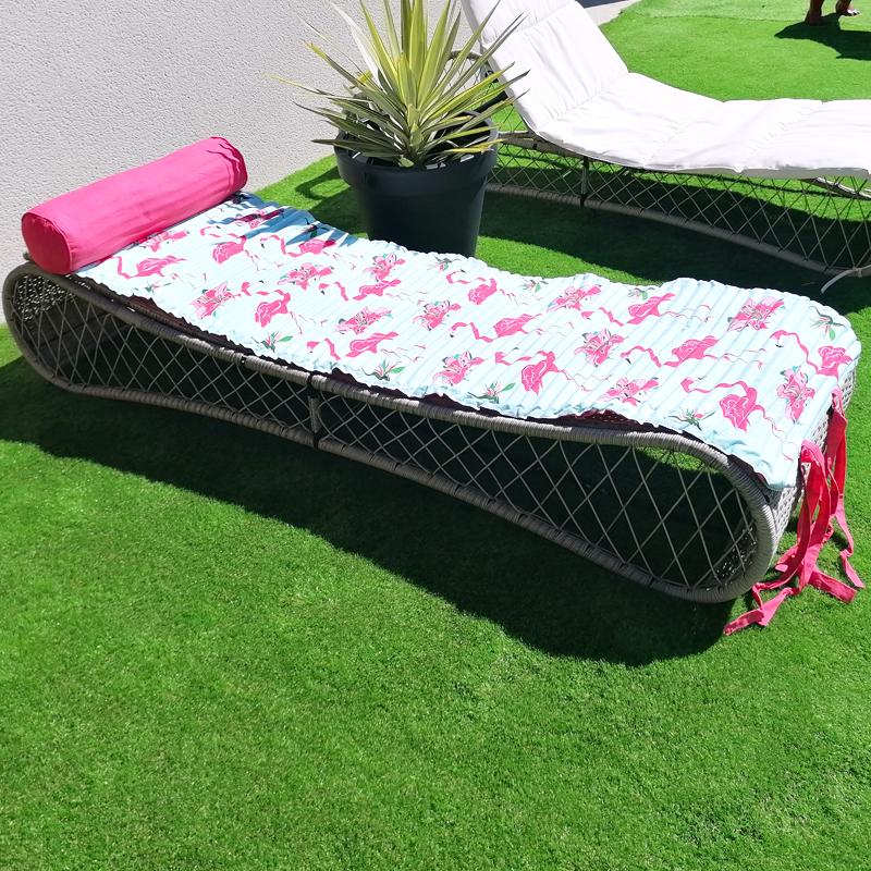 Flamingo - roll up beach & garden mattress