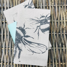 Load image into Gallery viewer, Set of four bee linen napkins
