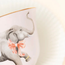 Afbeelding in Gallery-weergave laden, Yvonne Ellen fine china &quot;ELEPHANT&quot; tea cup &amp; saucer
