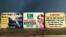 Afbeelding in Gallery-weergave laden, Vintage style sassy metal signs
