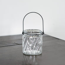 Carica l&#39;immagine nel visualizzatore di Gallery, Tealight glass lanterns set of six
