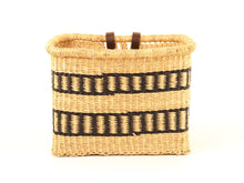Load image into Gallery viewer, Hand woven bicycle basket - Fante
