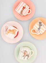 Afbeelding in Gallery-weergave laden, Yvonne Ellen set of four animal espresso cups &amp; saucers
