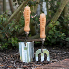Load image into Gallery viewer, Personalised garden toolset
